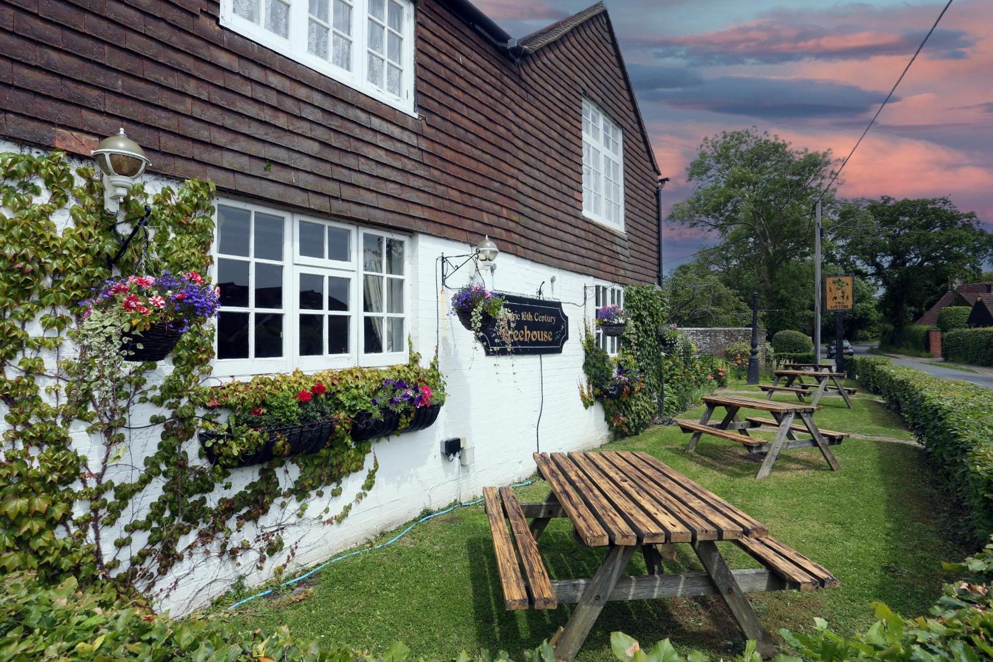Hotel Two Sawyers Pett Exterior foto