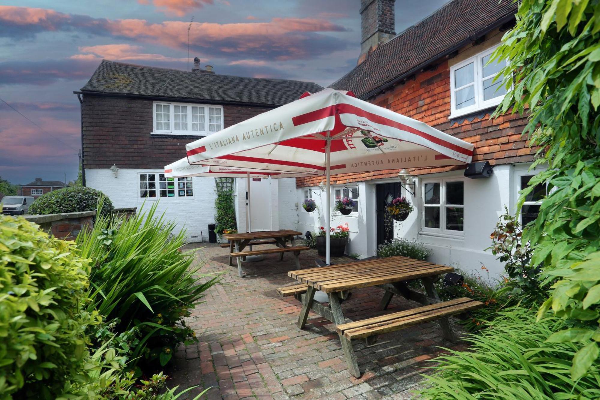 Hotel Two Sawyers Pett Exterior foto