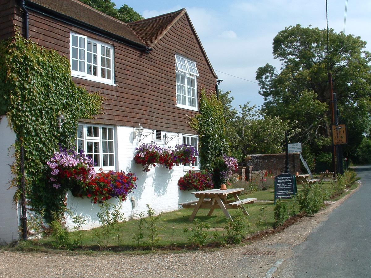 Hotel Two Sawyers Pett Exterior foto